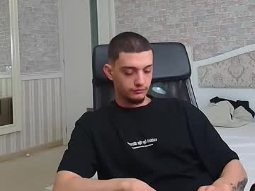 Oscargriffin Chaturbate stream image from February 04, 2025