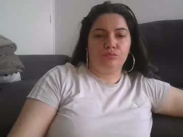 Squirtylady38 Chaturbate stream image from February 04, 2025