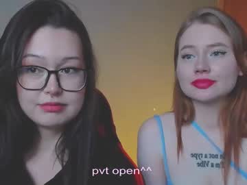 Angeliclever Chaturbate stream image from February 04, 2025
