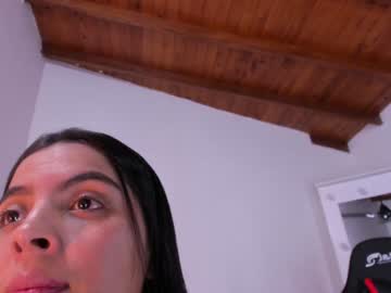 Hillary_Jones Chaturbate stream image from February 04, 2025