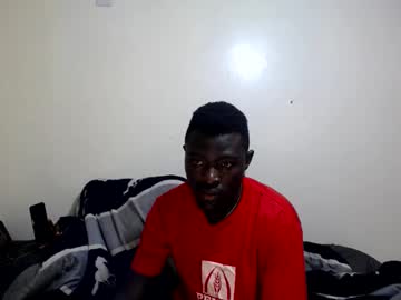 Trisboo5 Chaturbate stream image from February 04, 2025