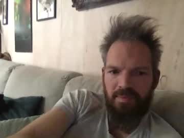 Bingolingo33 Chaturbate stream image from February 04, 2025