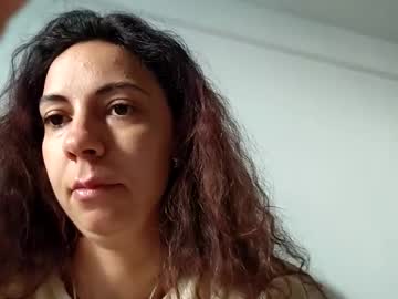 Naughtycurls69 Chaturbate stream image from February 04, 2025