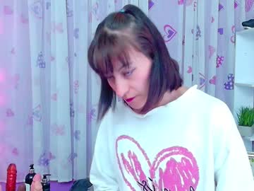 Oliviahottits Chaturbate stream image from February 04, 2025
