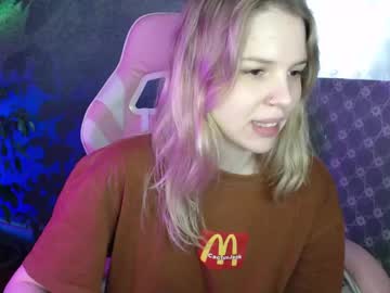 Swetykitty Chaturbate stream image from February 04, 2025