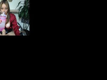 Amell_Thomson Chaturbate stream image from February 04, 2025