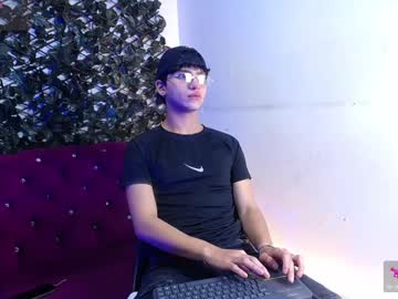 Zent7 Chaturbate stream image from February 04, 2025