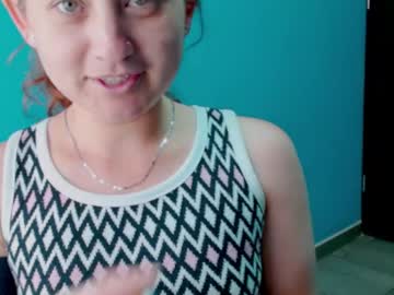 Zoe_Jones2 Chaturbate stream image from February 04, 2025