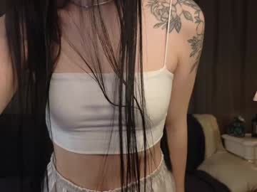 Knock_Knocks Chaturbate stream image from February 04, 2025