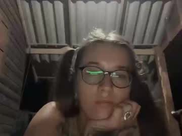 Makeurselfcomfortable Chaturbate stream image from February 04, 2025