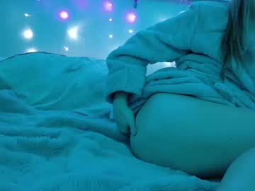 Savannahmorganxo Chaturbate stream image from February 04, 2025