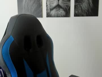 Strong_James7 Chaturbate stream image from February 04, 2025