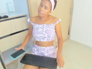 Auroradancer Chaturbate stream image from February 04, 2025