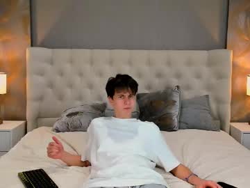 Damon_Chamb Chaturbate stream image from February 04, 2025