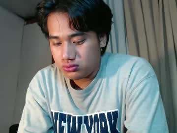 Kiss_Me_Babyxxx Chaturbate stream image from February 04, 2025