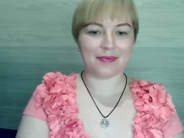 Prettygirl070 Chaturbate stream image from February 04, 2025