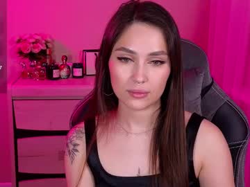 Sweety_Caroline_ Chaturbate stream image from February 04, 2025