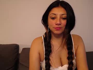 Angellylovve Chaturbate stream image from February 04, 2025