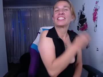 Blonde_Erot Chaturbate stream image from February 04, 2025