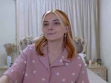Kellystoneys Chaturbate stream image from February 04, 2025