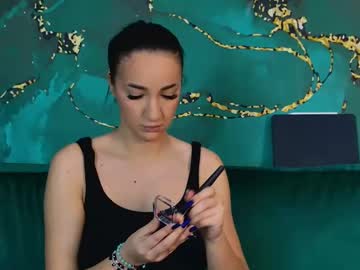 Lorawarnner Chaturbate stream image from February 04, 2025