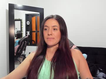 Antonella_Naughty1 Chaturbate stream image from February 04, 2025