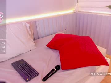 Stephany__Monroe Chaturbate stream image from February 04, 2025
