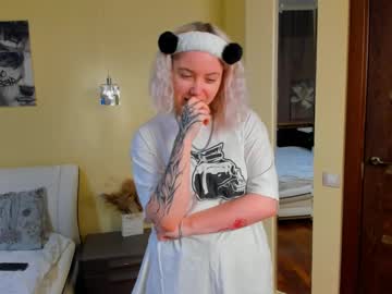Augustabeddingfield Chaturbate stream image from February 04, 2025