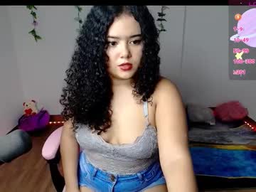 Dulce_Julieta_ Chaturbate stream image from February 04, 2025