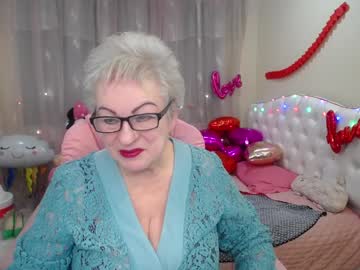 Kaylesmoll Chaturbate stream image from February 04, 2025
