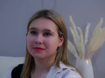 Loisdanby Chaturbate stream image from February 04, 2025