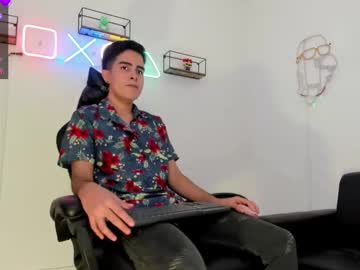 Lua_Bons Chaturbate stream image from February 04, 2025