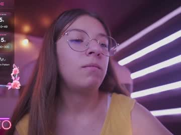Milly_Kenner Chaturbate stream image from February 04, 2025