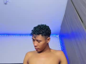 Lagosanthos Chaturbate stream image from February 04, 2025