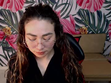 Luisa_Mourfor Chaturbate stream image from February 04, 2025