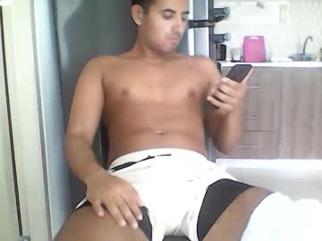 Daynerr Chaturbate stream image from February 04, 2025
