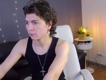 Dean_Dickson Chaturbate stream image from February 04, 2025