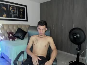 Elias_Thunder Chaturbate stream image from February 04, 2025