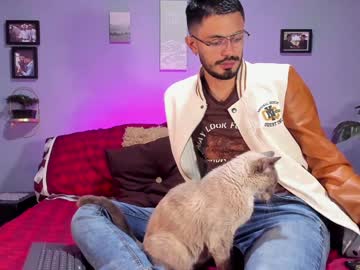 Ethan_Adam Chaturbate stream image from February 04, 2025