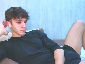 James_Friends Chaturbate stream image from February 04, 2025