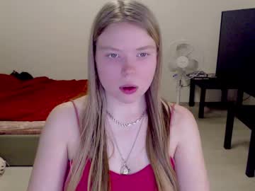 Kitten_Jenny01 Chaturbate stream image from February 04, 2025