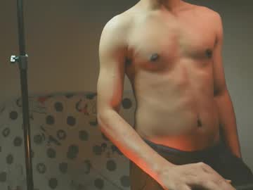 Lovely__Person Chaturbate stream image from February 04, 2025