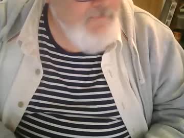 Rndmronnie Chaturbate stream image from February 04, 2025