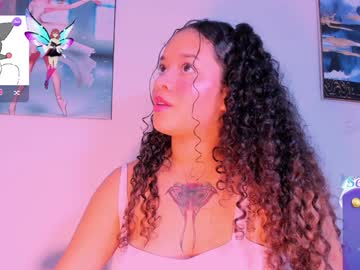 Zulyjones Chaturbate stream image from February 04, 2025