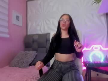 Chiaraa_Fiore Chaturbate stream image from February 04, 2025