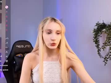 Elliefrost Chaturbate stream image from February 04, 2025