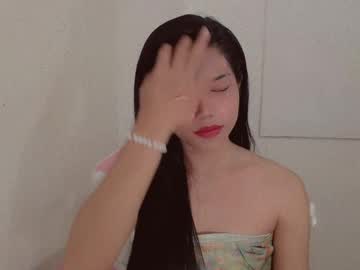 Francine_Slut Chaturbate stream image from February 04, 2025