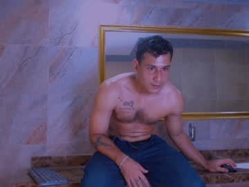 Devan_Bikers Chaturbate stream image from February 04, 2025