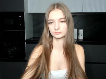 U_Moon Chaturbate stream image from February 04, 2025