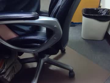 Useemie Chaturbate stream image from February 04, 2025